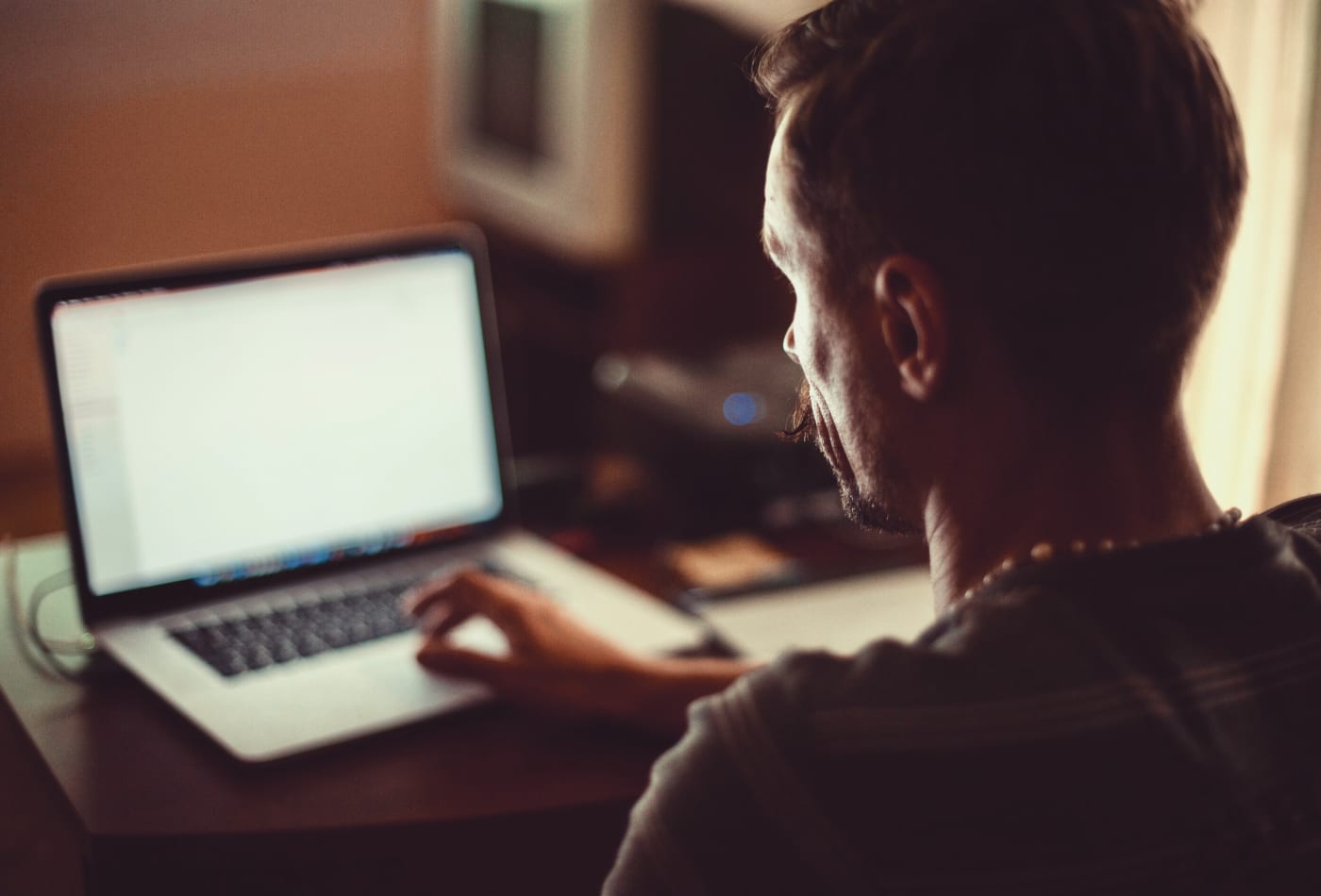 Jak pisać angażujące posty?